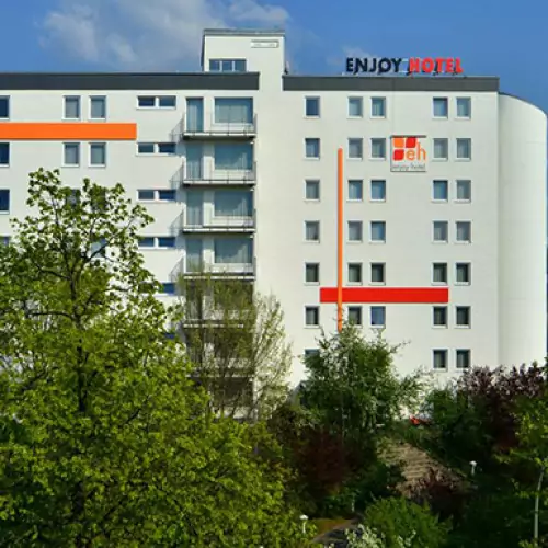 Enjoy Hotel Berlin City Messe front